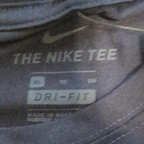 Nike Men's Navy Short Sleeve Tee - Picture 3 of 3